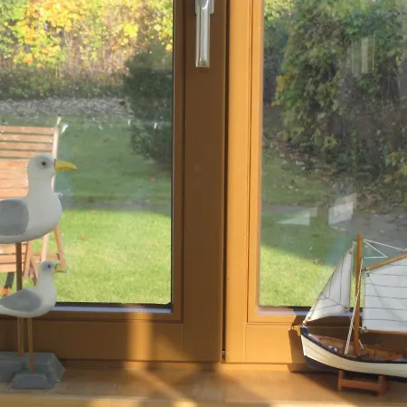 Charmante In Der 1. Reihe Mit Balkon * Ostseebad Heringsdorf
