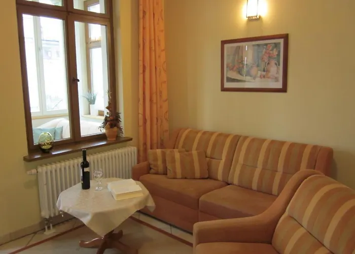 Charmante In Der 1. Reihe Mit Balkon Διαμέρισμα